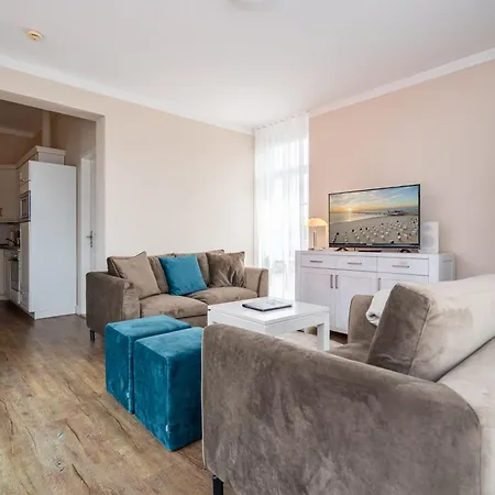 Autorenhaus App 13 Georg Buech * Heringsdorf