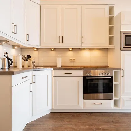 Autorenhaus App 13 Georg Buech Apartman *