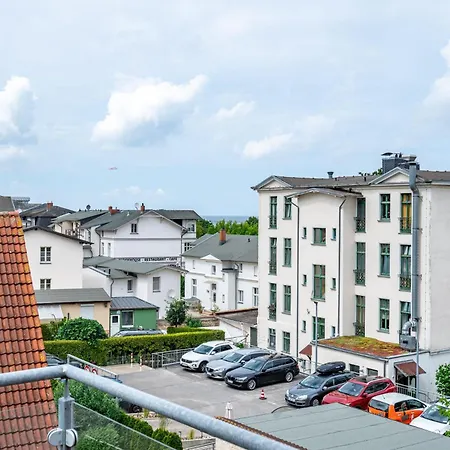 Autorenhaus App 13 Georg Buech * Heringsdorf